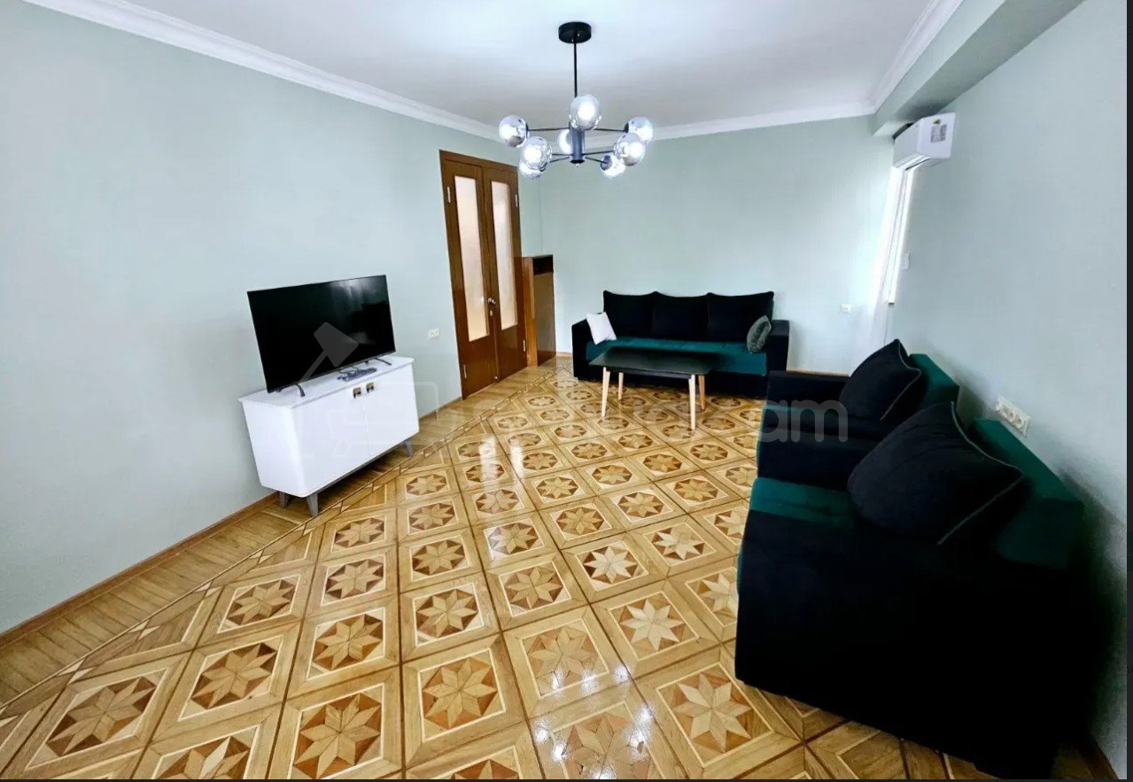 3 Սենյականոց Բնակարան, 106քմ, 3/16 հարկ, Կապիտալ Վերանորոգված, Կահավորված, Արևկող