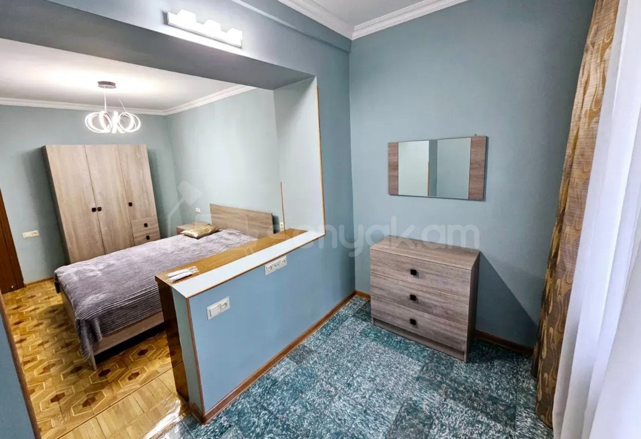 3 Սենյականոց Բնակարան, 106քմ, 3/16 հարկ, Կապիտալ Վերանորոգված, Կահավորված, Արևկող