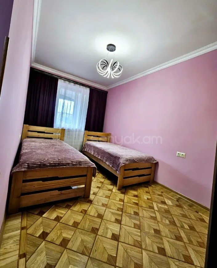 3 Սենյականոց Բնակարան, 106քմ, 3/16 հարկ, Կապիտալ Վերանորոգված, Կահավորված, Արևկող