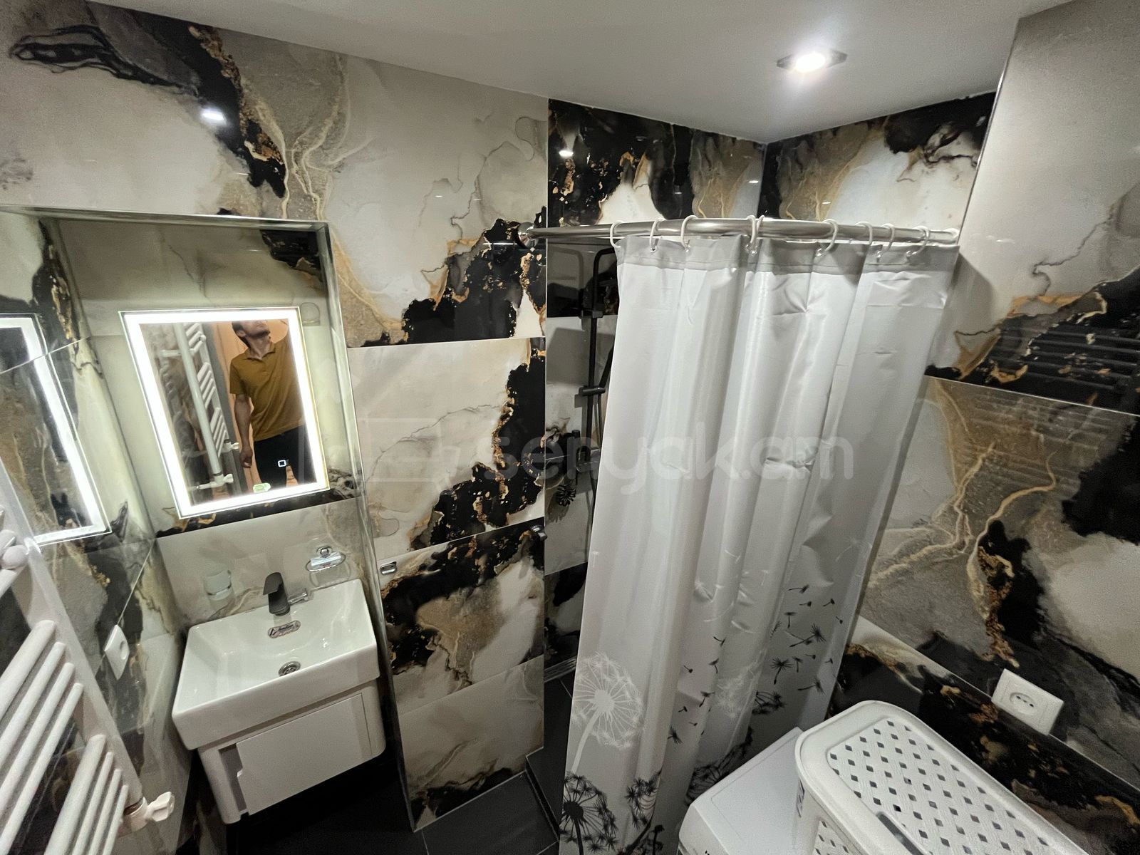 3 Սենյականոց Բնակարան, 70քմ, 9/9 հարկ, Կապիտալ Վերանորոգված, Կահավորված, Արևկող