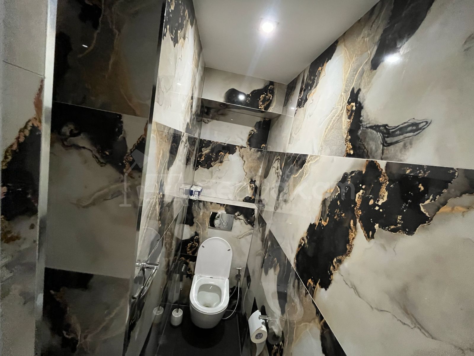 3 Սենյականոց Բնակարան, 70քմ, 9/9 հարկ, Կապիտալ Վերանորոգված, Կահավորված, Արևկող