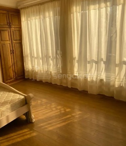 3 Սենյականոց Բնակարան Քարե Շենքում, 66քմ, 3/5 հարկ, Կապիտալ Վերանորոգված, Կահավորված, Արևկող