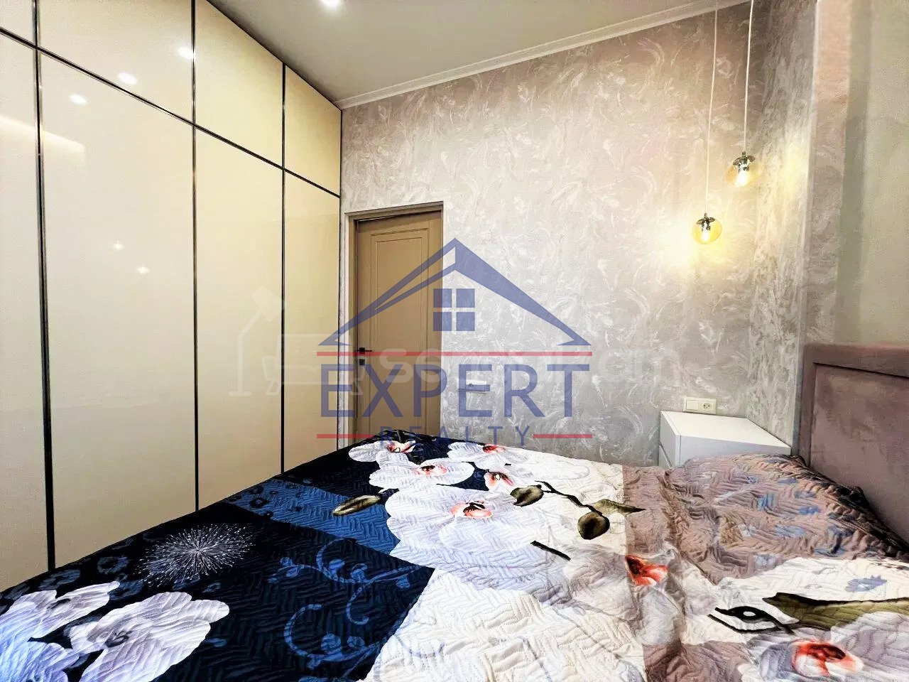 2 Սենյականոց Բնակարան Նորակառույցում, 53քմ, 7/14 հարկ, Դիզայներական Վերանորոգված, Կահավորված, Արևկող