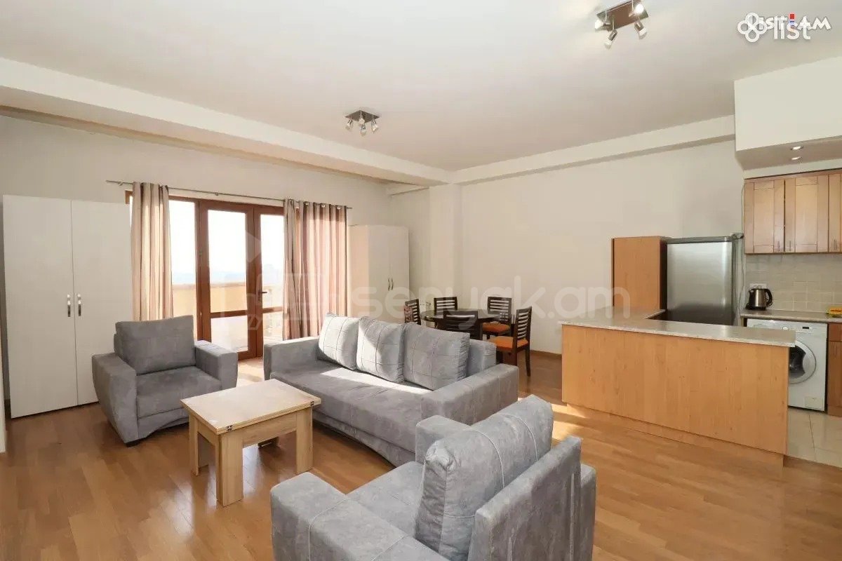 2 Սենյականոց Բնակարան, 70քմ, 3/3 հարկ, Կապիտալ Վերանորոգված, Կահավորված, Արևկող