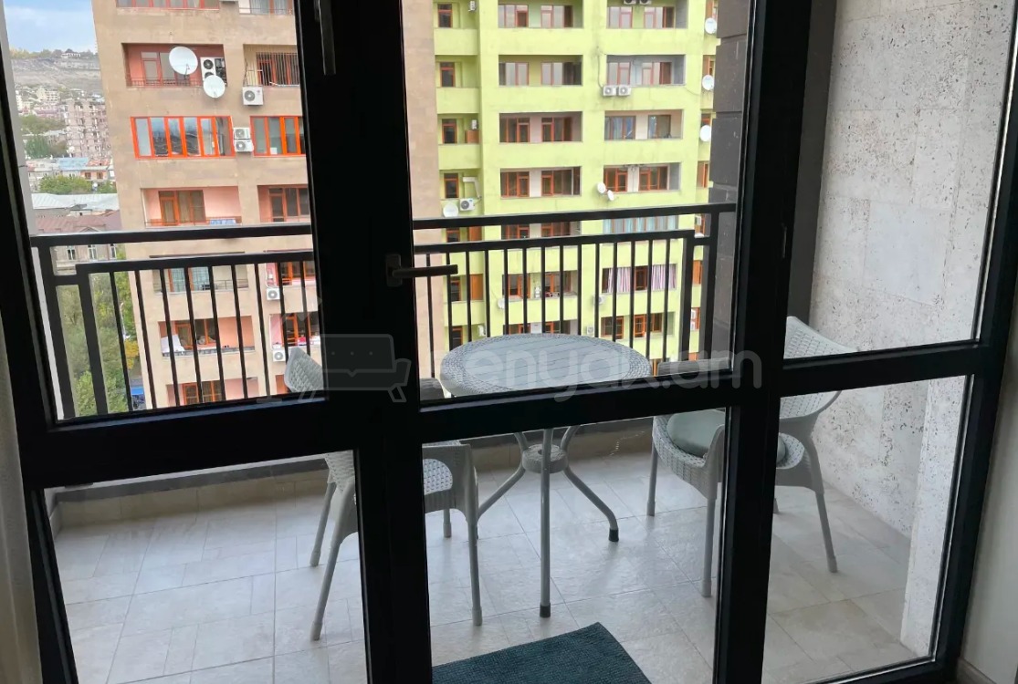 2 Սենյականոց Բնակարան Նորակառույցում, 45քմ, 13/18 հարկ, Դիզայներական Վերանորոգված, Կահավորված, Արևկող