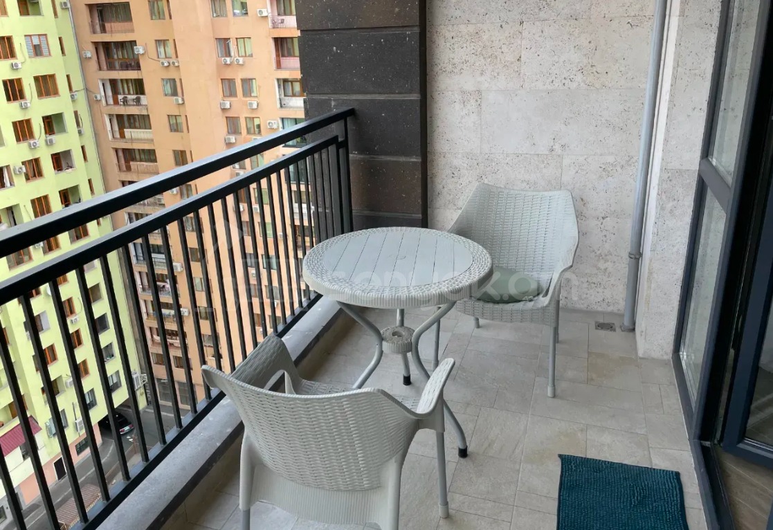 2 Սենյականոց Բնակարան Նորակառույցում, 45քմ, 13/18 հարկ, Դիզայներական Վերանորոգված, Կահավորված, Արևկող