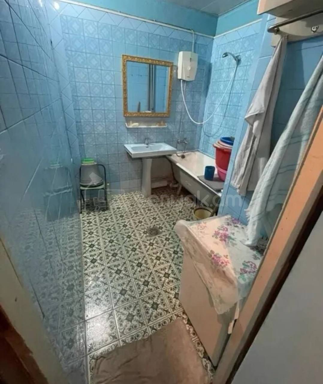 3 Սենյականոց Բնակարան Քարե Շենքում, 92քմ, 3/6 հարկ, Կոսմետիկ Վերանորոգված