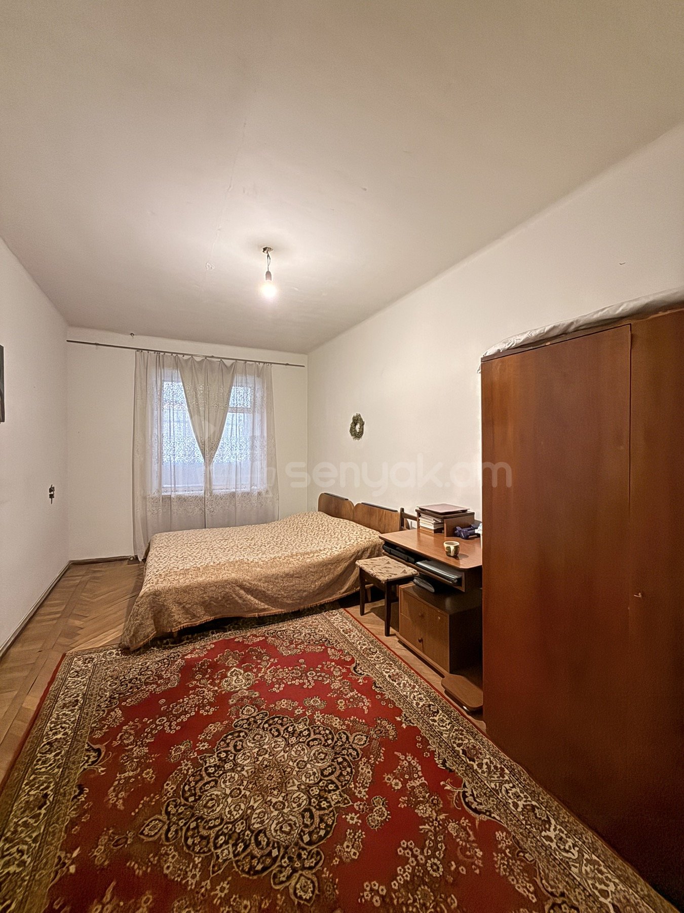 3 Սենյականոց Բնակարան Քարե Շենքում, 87քմ, 5/5 հարկ, Պետական Վիճակում