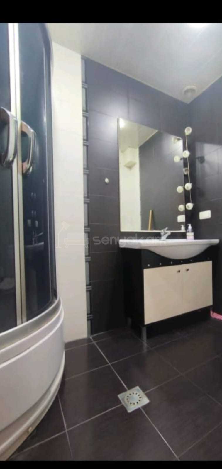 2 Սենյականոց Բնակարան Քարե Շենքում, 50քմ, 1/5 հարկ, Կապիտալ Վերանորոգված, Կահավորված