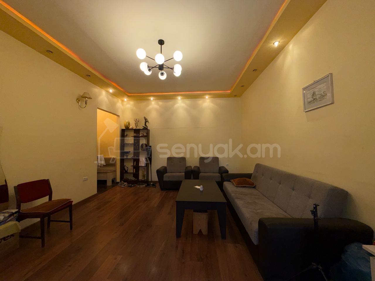 2 Սենյականոց Բնակարան Քարե Շենքում, 50քմ, 1/5 հարկ, Կապիտալ Վերանորոգված, Կահավորված