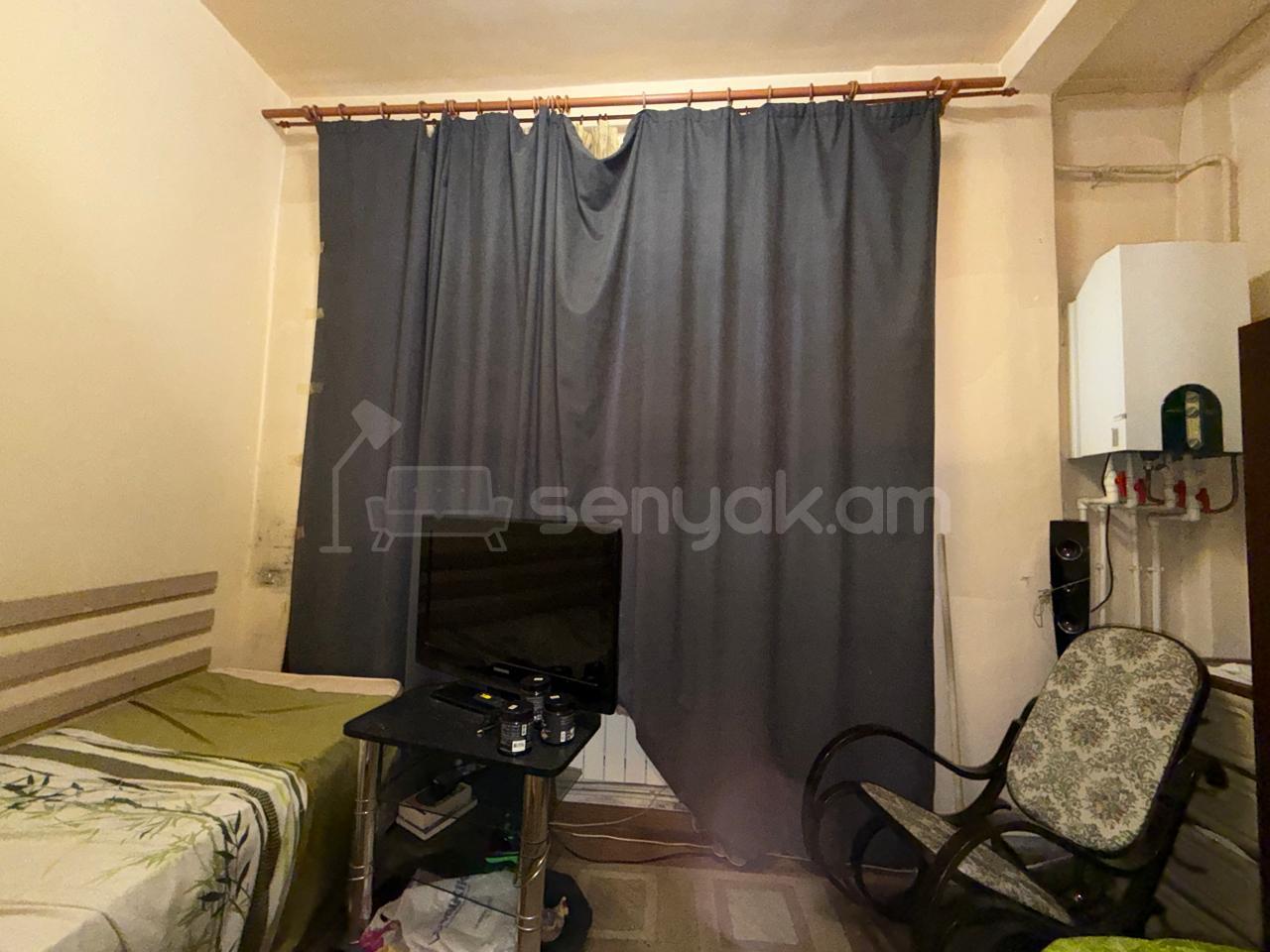 2 Սենյականոց Բնակարան Քարե Շենքում, 50քմ, 1/5 հարկ, Կապիտալ Վերանորոգված, Կահավորված