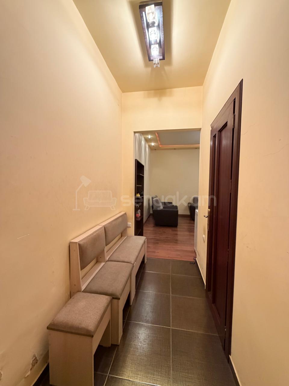 2 Սենյականոց Բնակարան Քարե Շենքում, 50քմ, 1/5 հարկ, Կապիտալ Վերանորոգված, Կահավորված