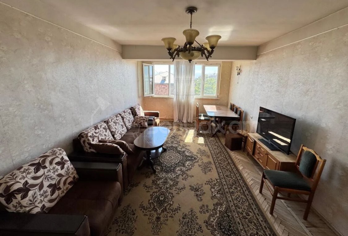 2 Սենյականոց Բնակարան Քարե Շենքում, 68քմ, 4/5 հարկ, Կոսմետիկ Վերանորոգված