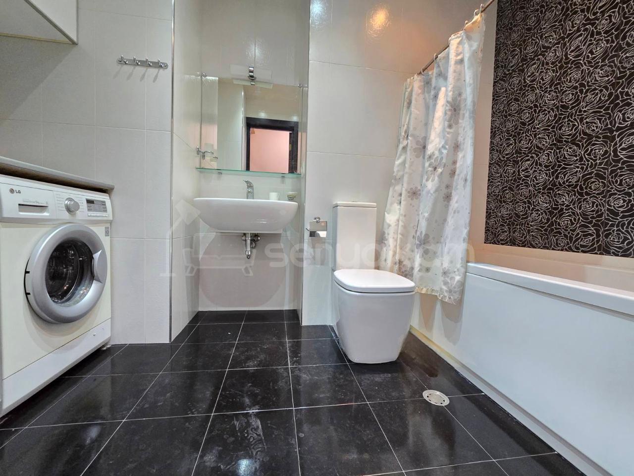 2 Սենյականոց Բնակարան Նորակառույցում, 67քմ, 12/15 հարկ, Կապիտալ Վերանորոգված, Կահավորված, Արևկող