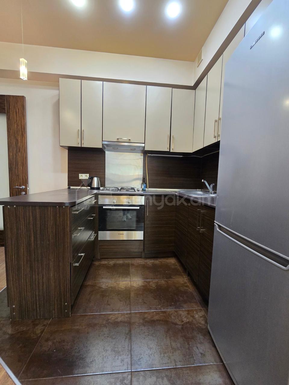 2 Սենյականոց Բնակարան Նորակառույցում, 67քմ, 12/15 հարկ, Կապիտալ Վերանորոգված, Կահավորված, Արևկող