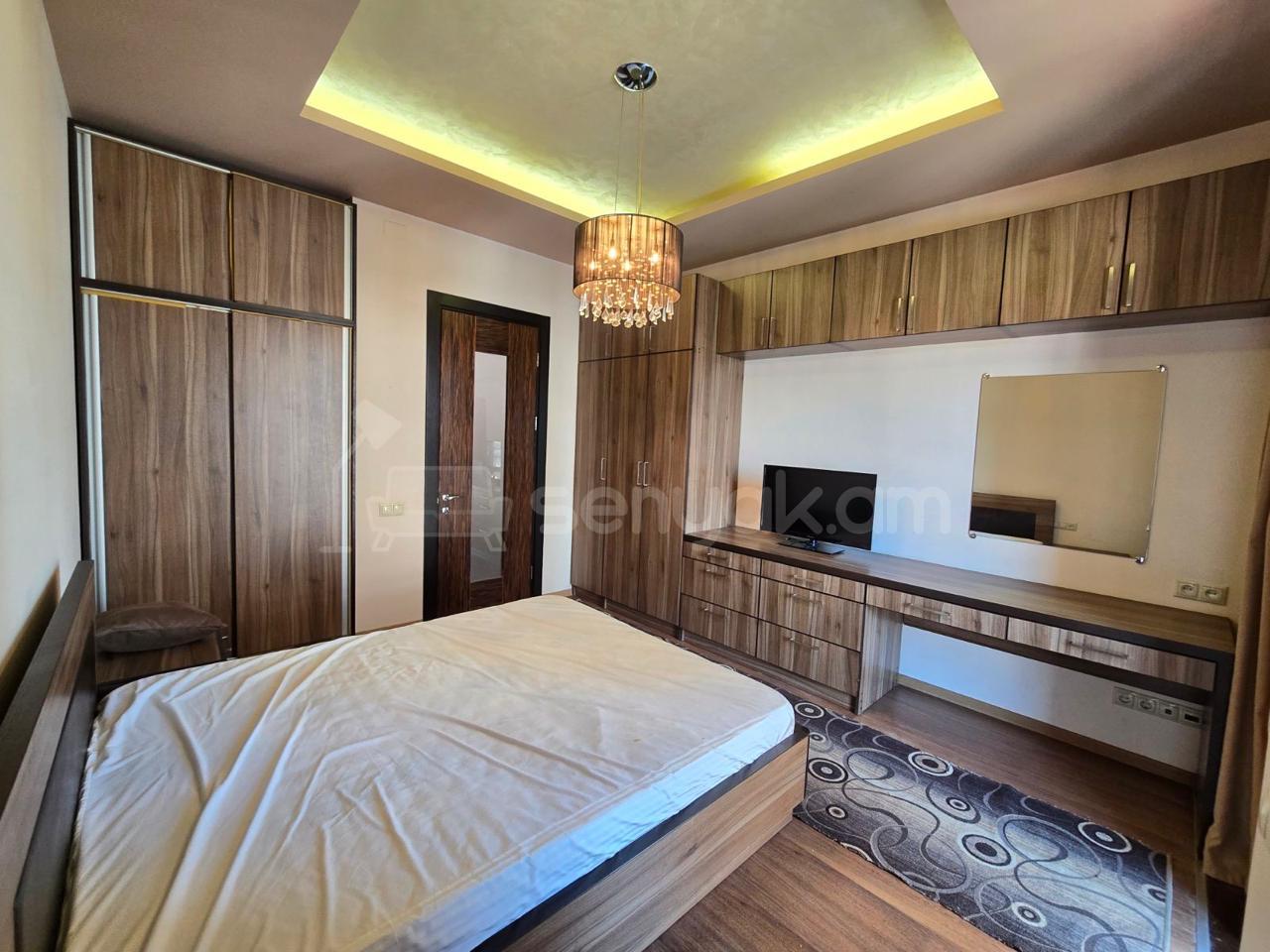 2 Սենյականոց Բնակարան Նորակառույցում, 67քմ, 12/15 հարկ, Կապիտալ Վերանորոգված, Կահավորված, Արևկող