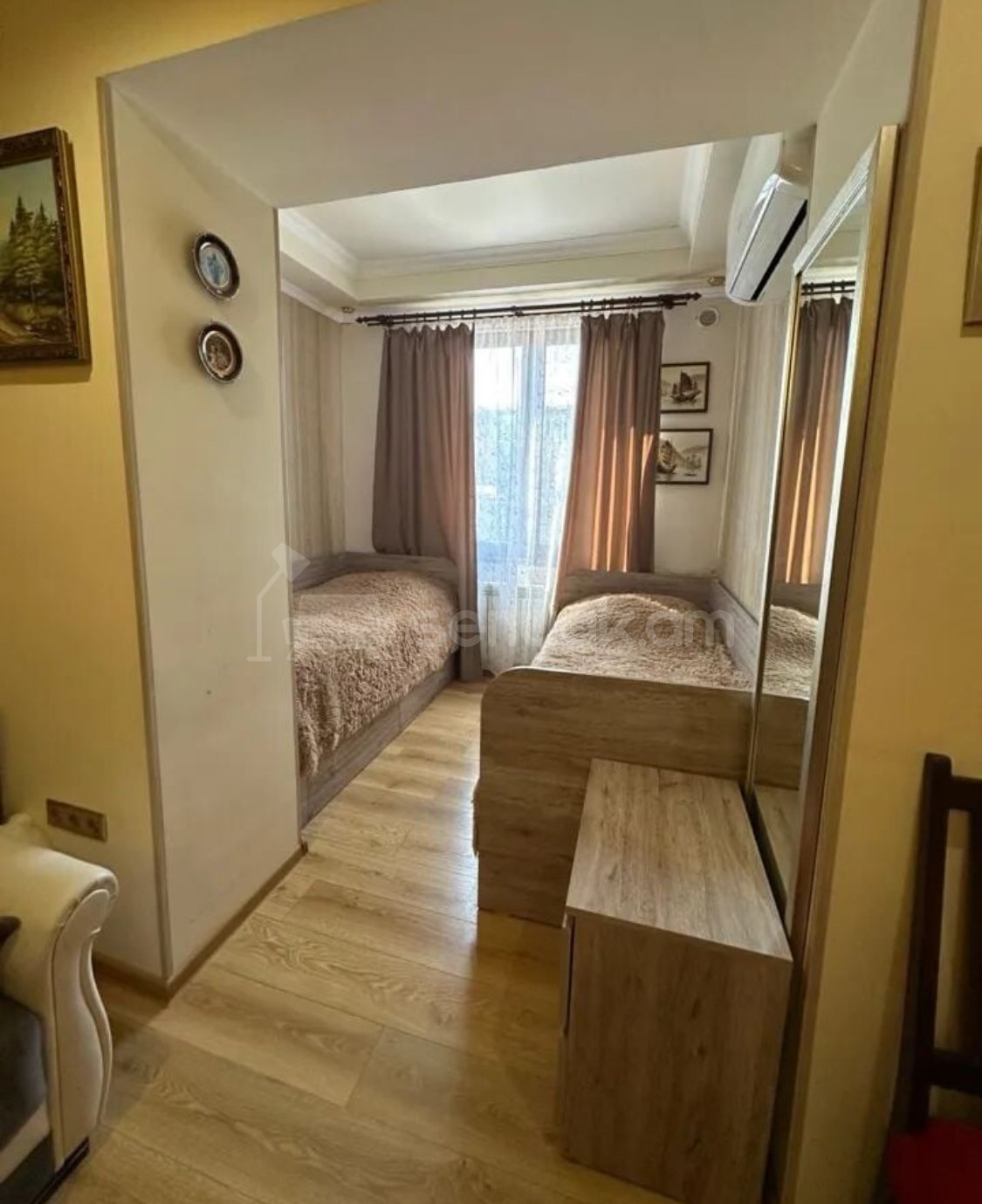 1 Սենյականոց Բնակարան Քարե Շենքում, 45քմ, 3/4 հարկ, Դիզայներական Վերանորոգված