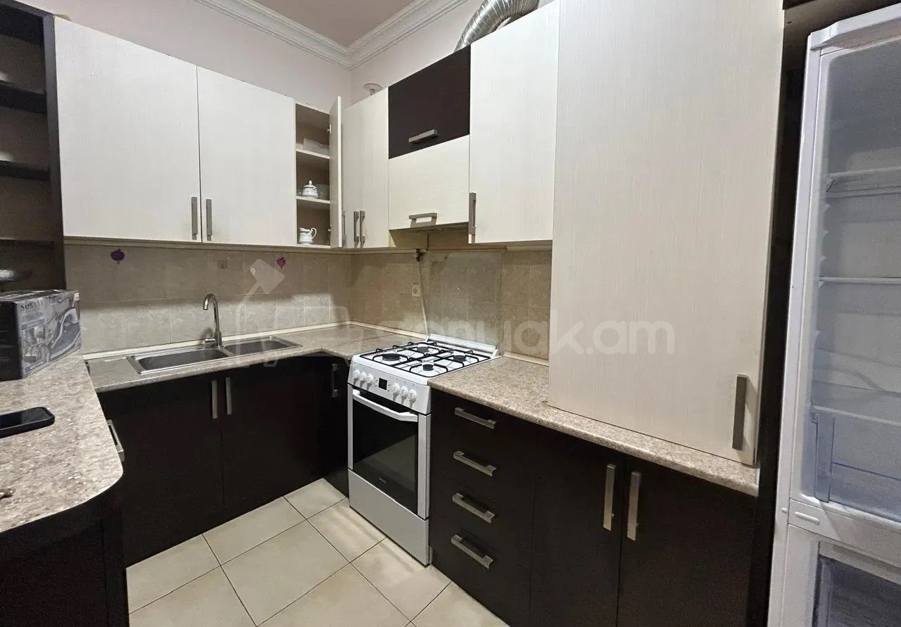 2 Սենյականոց Բնակարան Նորակառույցում, 60քմ, 12/12 հարկ, Կապիտալ Վերանորոգված