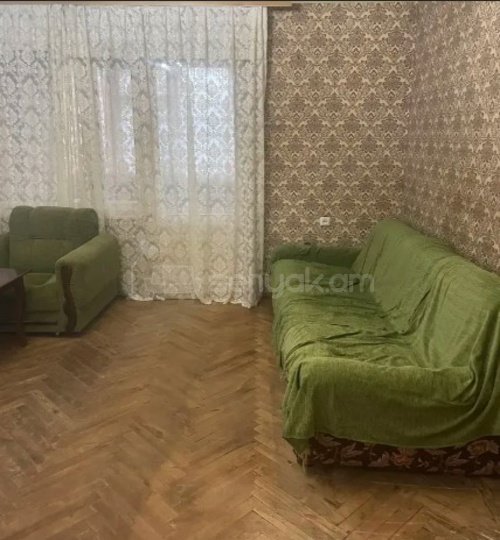 3 Սենյականոց Բնակարան, 90քմ, 2/14 հարկ, Պետական Վիճակում