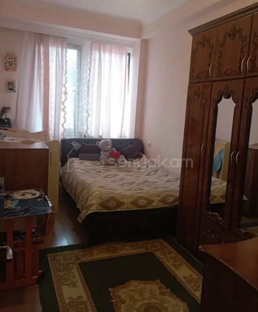 2 Սենյականոց Բնակարան, 40քմ, 6/9 հարկ, Կապիտալ Վերանորոգված