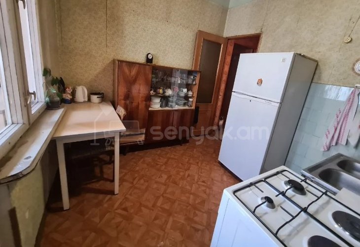 2 Սենյականոց Բնակարան Քարե Շենքում, 62քմ, 5/9 հարկ, Պետական Վիճակում