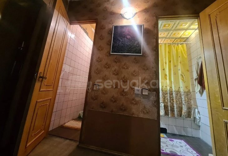 2 Սենյականոց Բնակարան Քարե Շենքում, 62քմ, 5/9 հարկ, Պետական Վիճակում