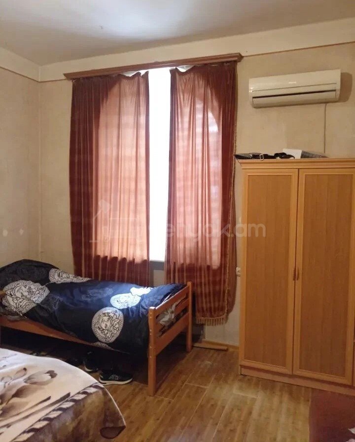 1 Սենյականոց Բնակարան Քարե Շենքում, 34քմ, 3/4 հարկ, Նորմալ Վիճակում