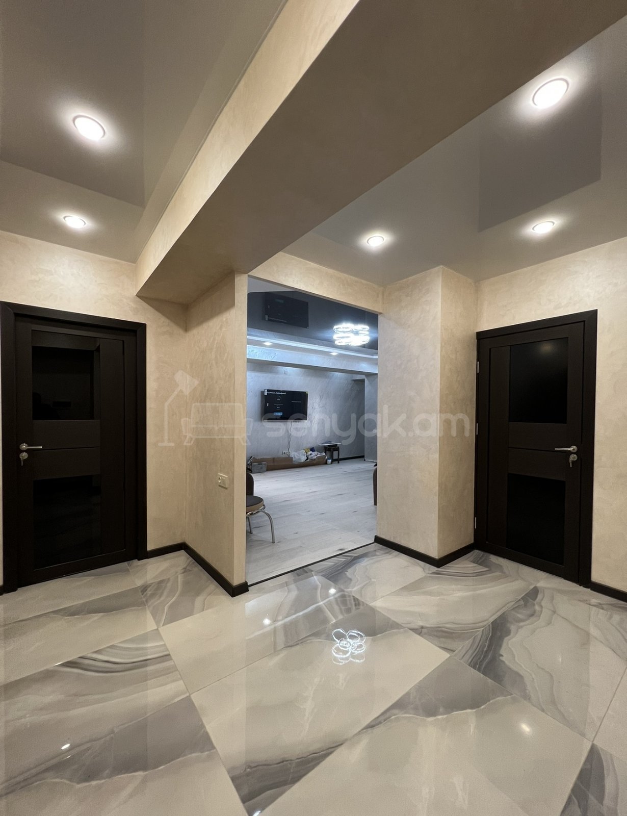 3 Սենյականոց Բնակարան, 78քմ, 4/9 հարկ, Կապիտալ Վերանորոգված, Կահավորված, Արևկող