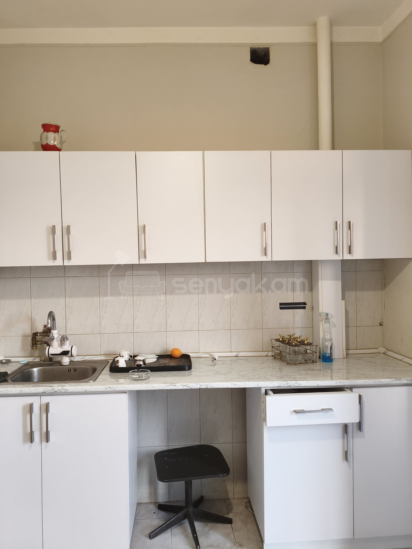 2 Սենյականոց Բնակարան Քարե Շենքում, 54քմ, 5/6 հարկ, Նորմալ Վիճակում, Կահավորված, Արևկող