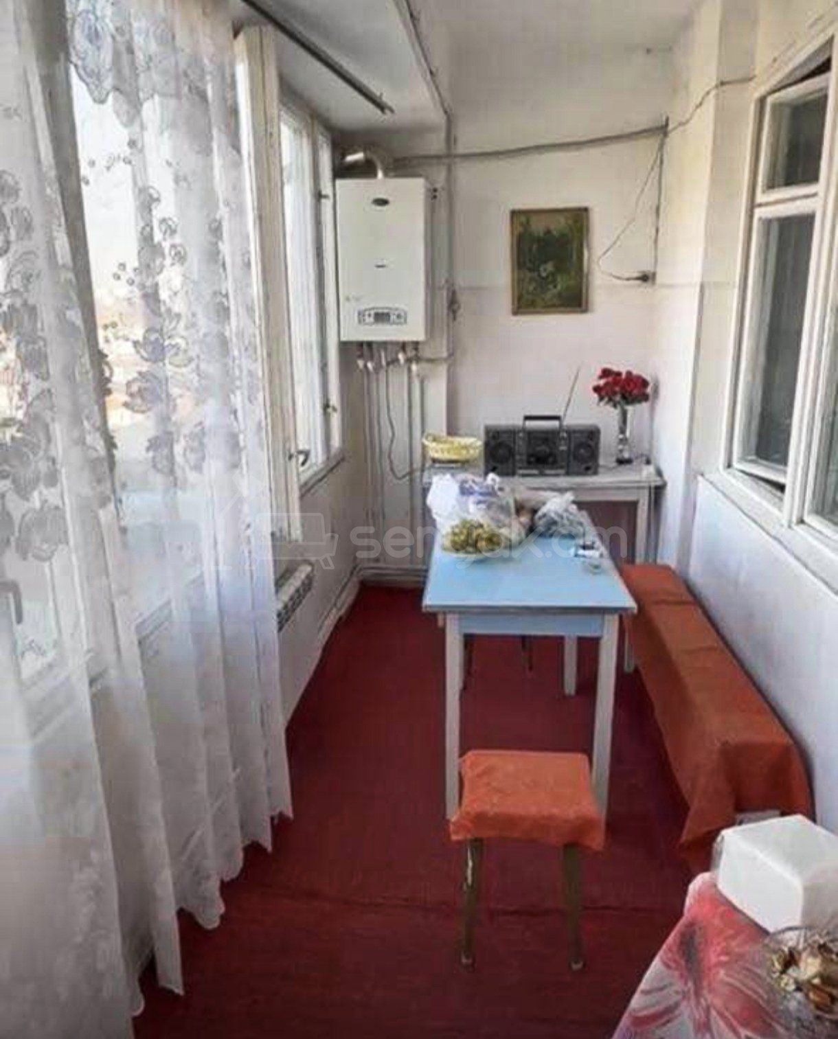 3 Սենյականոց Բնակարան Քարե Շենքում, 72քմ, 3/5 հարկ, Նորմալ Վիճակում, Կահավորված