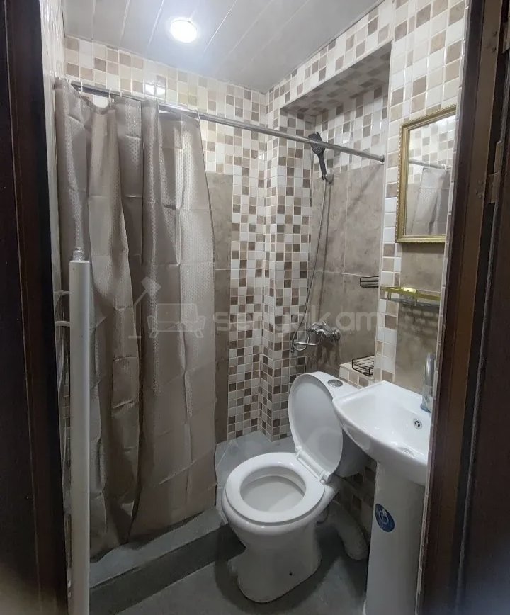 2 Սենյականոց Բնակարան Քարե Շենքում, 58քմ, 1/1 հարկ, Կապիտալ Վերանորոգված, Կահավորված