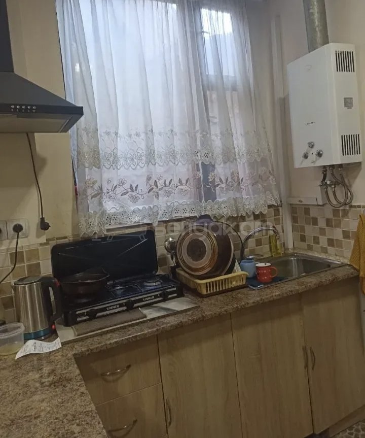 2 Սենյականոց Բնակարան Քարե Շենքում, 58քմ, 1/1 հարկ, Կապիտալ Վերանորոգված, Կահավորված