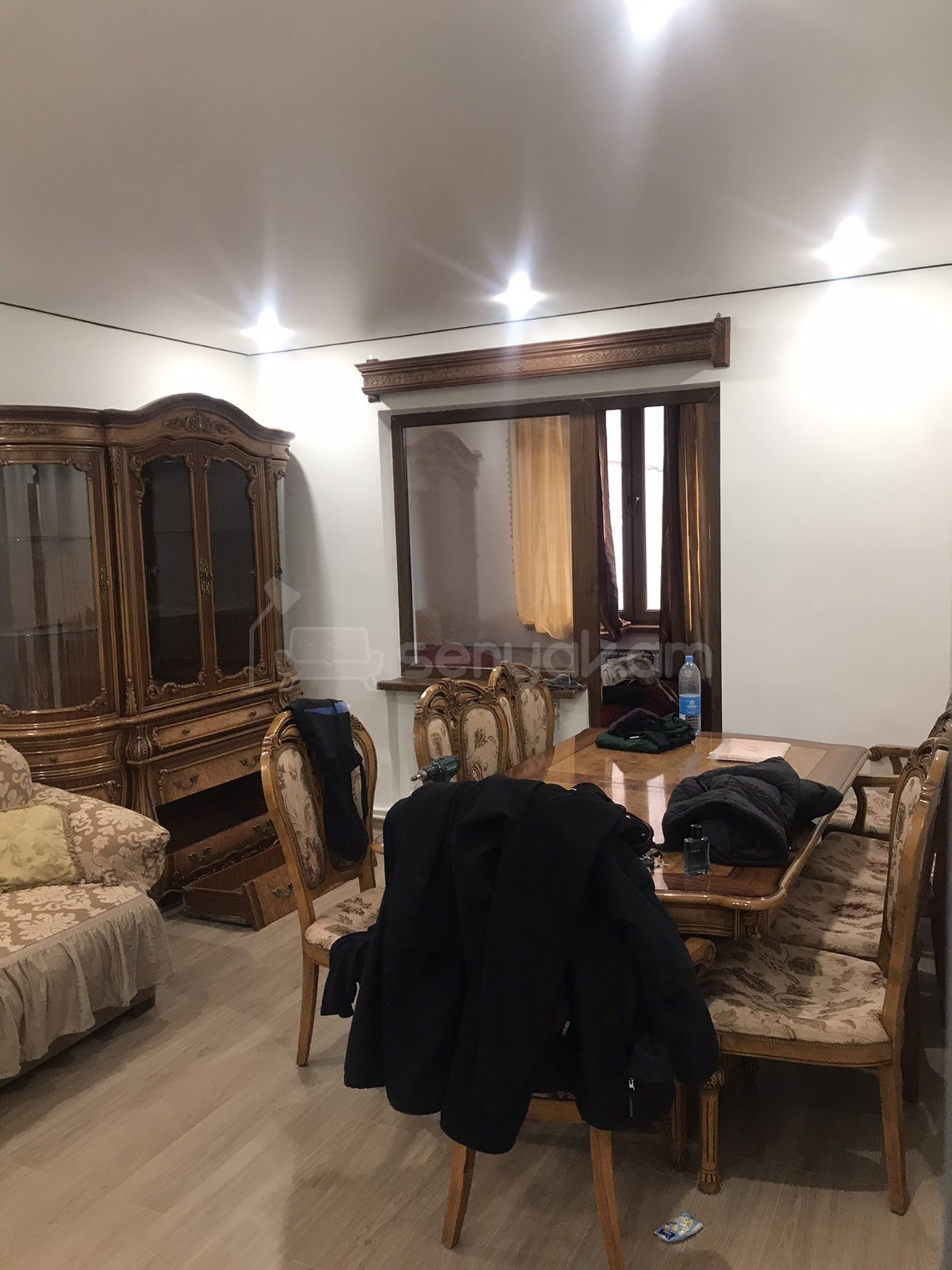 2 Սենյականոց Բնակարան, 54քմ, 3/9 հարկ, Կապիտալ Վերանորոգված, Մասամբ Կահավորված