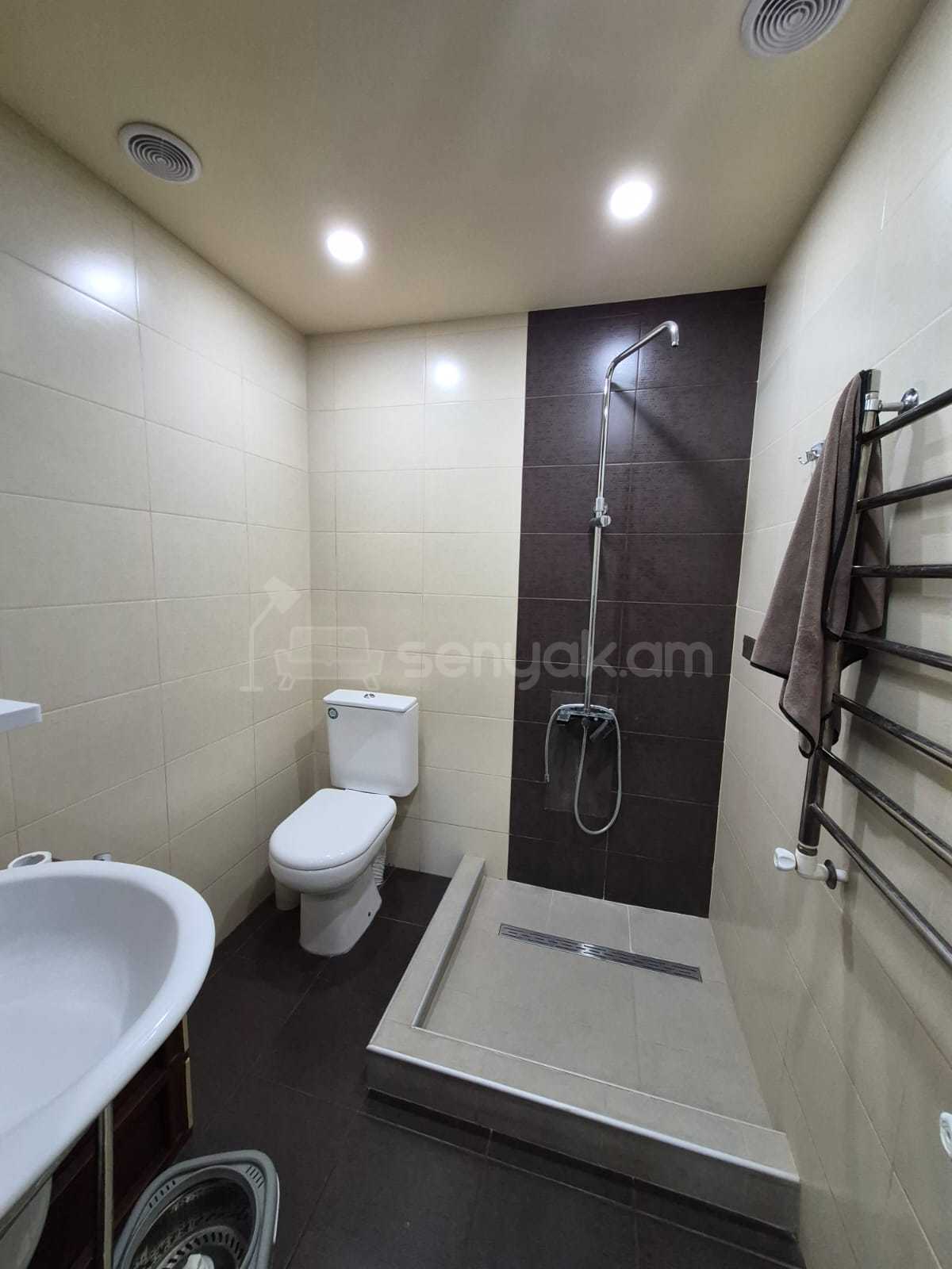 6 Սենյականոց Սեփական Տուն, 288քմ, Կապիտալ Վերանորոգված, Ավտոտնակով