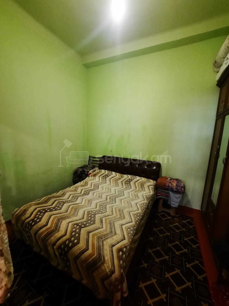 2 Սենյականոց Բնակարան Քարե Շենքում, 43քմ, 1/2 հարկ, Նորմալ Վիճակում