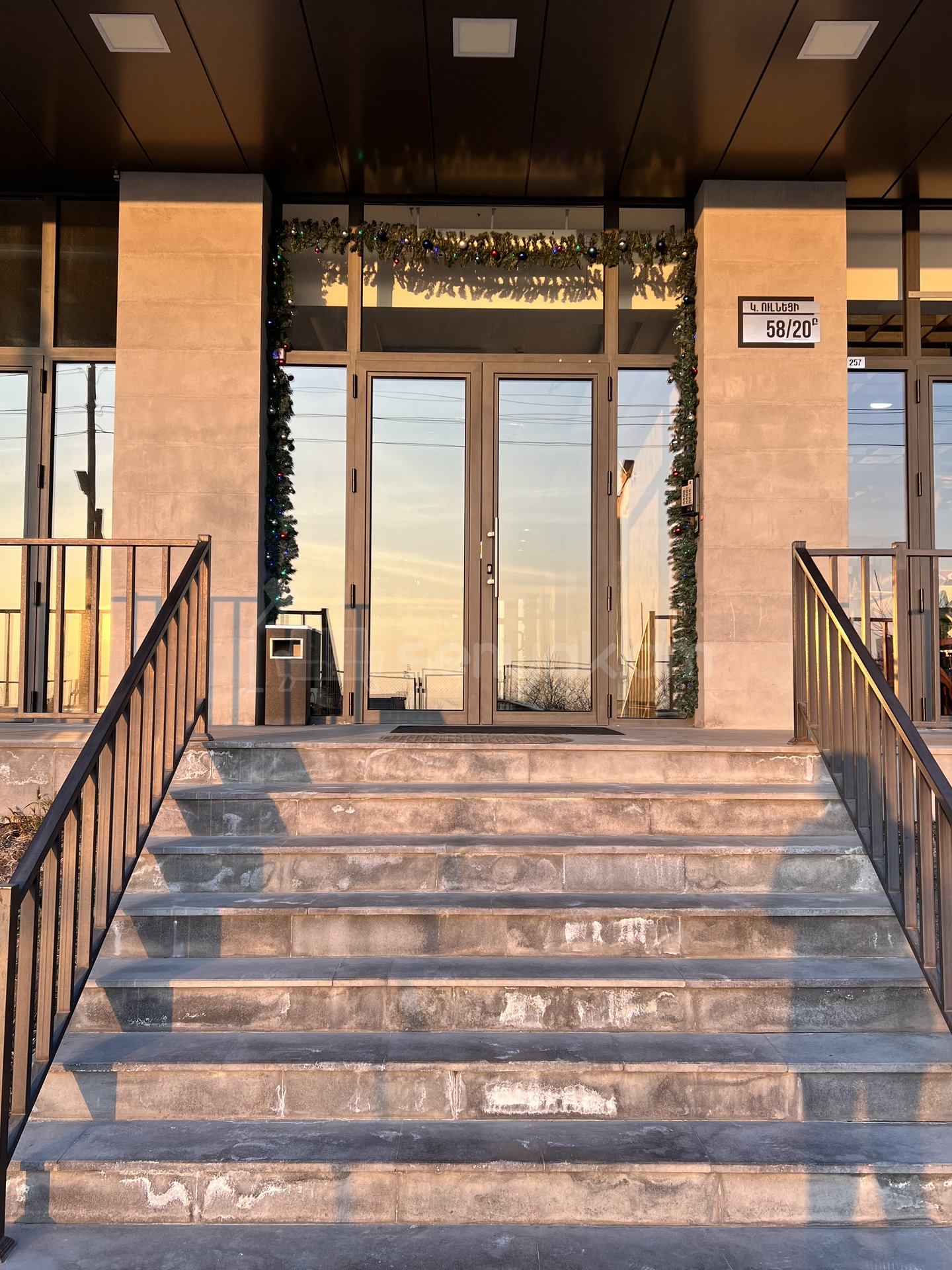 2 Սենյականոց Բնակարան Նորակառույցում, 70քմ, 10/16 հարկ, Կապիտալ Վերանորոգված, Կահավորված, Արևկող