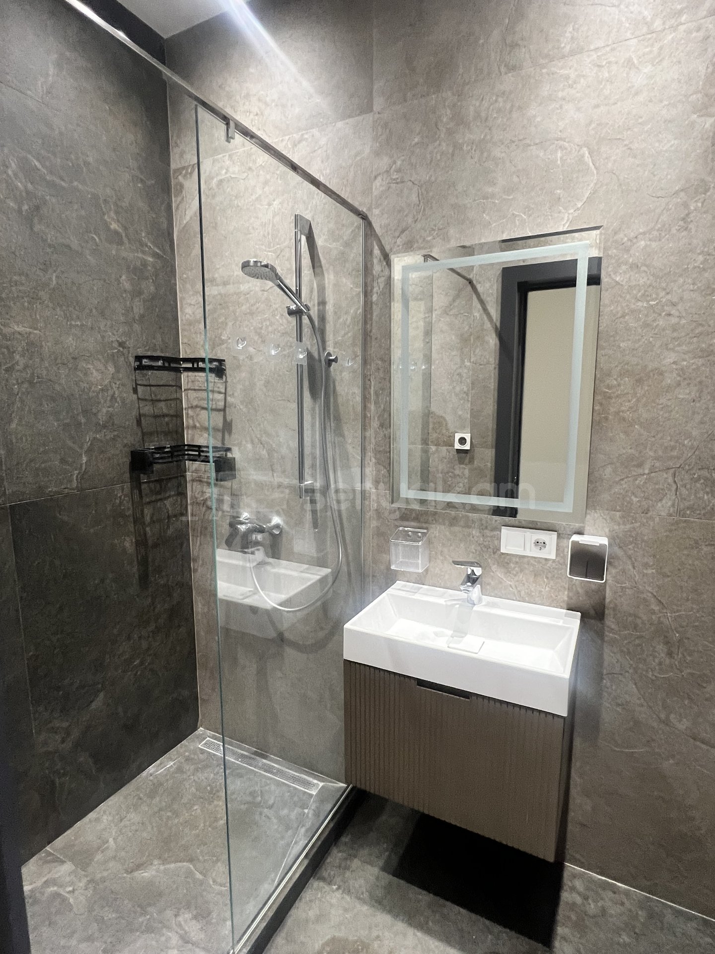 2 Սենյականոց Բնակարան Նորակառույցում, 70քմ, 10/16 հարկ, Կապիտալ Վերանորոգված, Կահավորված, Արևկող