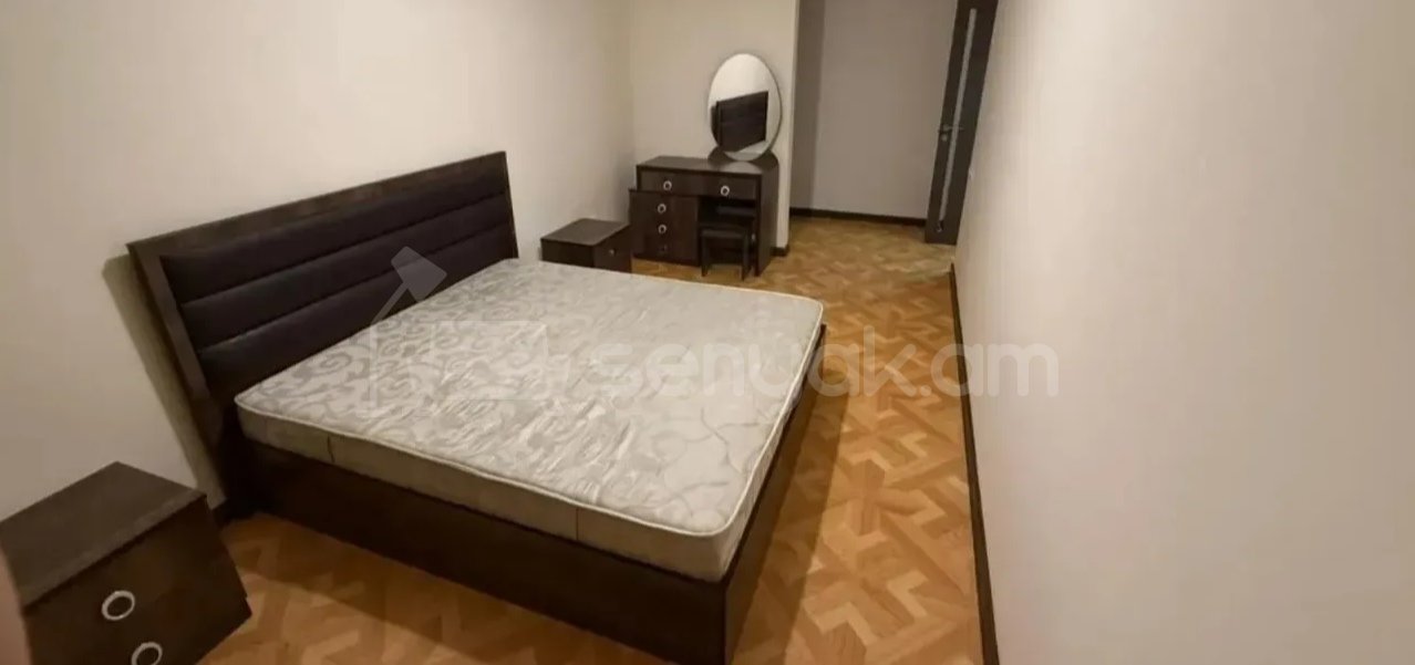 3 Սենյականոց Բնակարան, 90քմ, 2/13 հարկ, Դիզայներական Վերանորոգված, Կահավորված