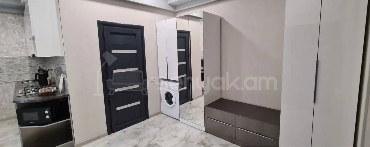 3 Սենյականոց Բնակարան, 80քմ, 11/16 հարկ, Դիզայներական Վերանորոգված, Կահավորված