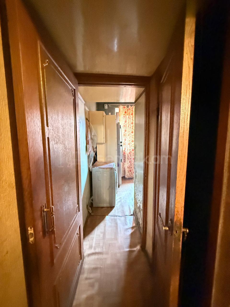 3 Սենյականոց Բնակարան Քարե Շենքում, 75քմ, 4/5 հարկ, Պետական Վիճակում