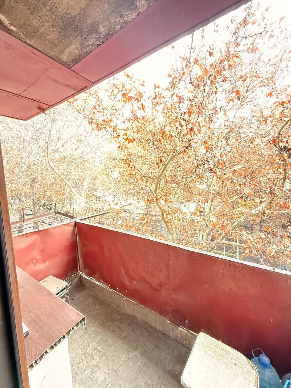 3 Սենյականոց Բնակարան Քարե Շենքում, 75քմ, 4/5 հարկ, Պետական Վիճակում