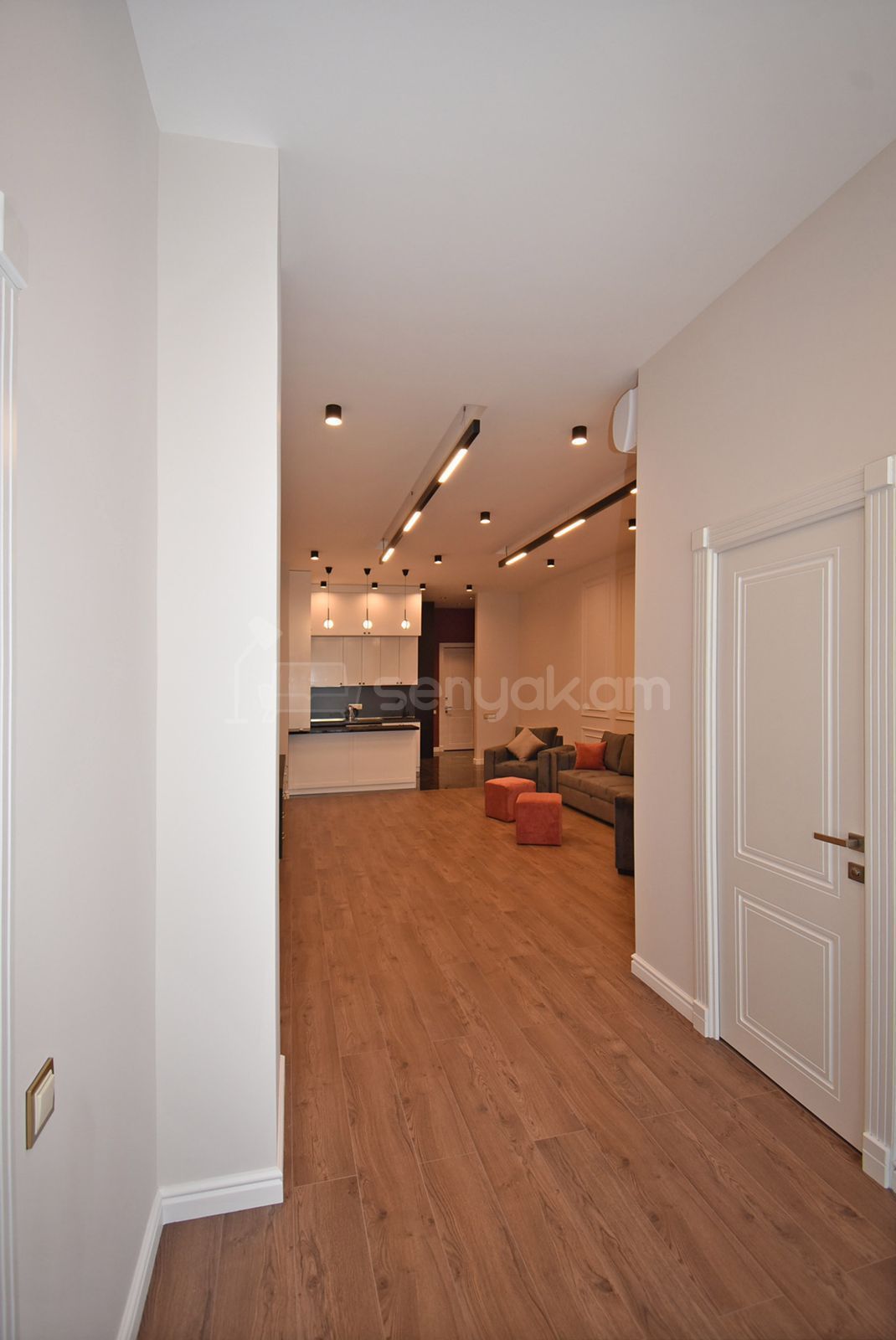 3 Սենյականոց Բնակարան Նորակառույցում, 80քմ, 8/12 հարկ, Դիզայներական Վերանորոգված