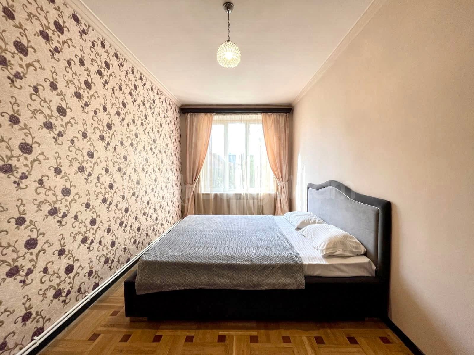 4 Սենյականոց Բնակարան, 105քմ, 3/5 հարկ, Դիզայներական Վերանորոգված