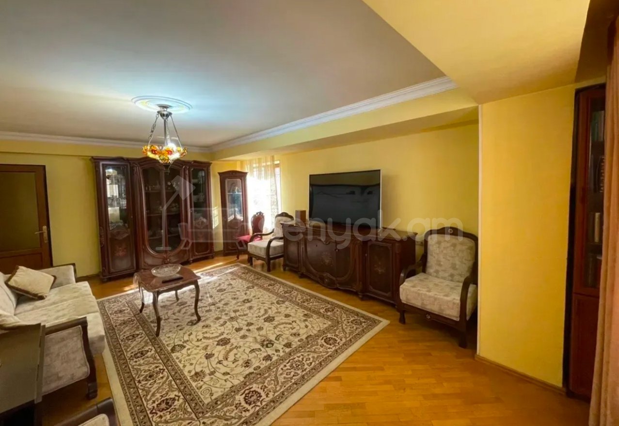 3 Սենյականոց Բնակարան, 80քմ, 2/14 հարկ, Նորմալ Վիճակում, Կահավորված