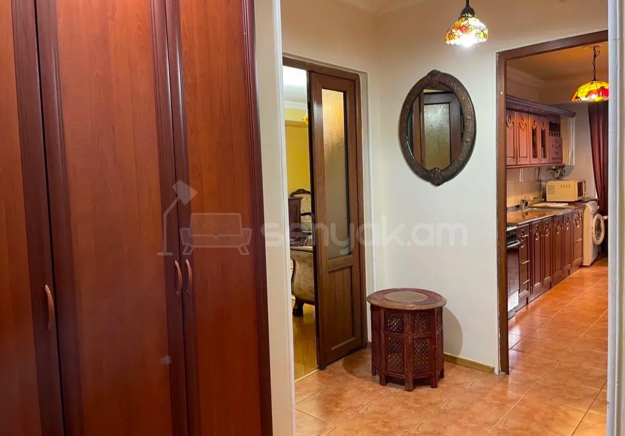 3 Սենյականոց Բնակարան, 80քմ, 2/14 հարկ, Նորմալ Վիճակում, Կահավորված