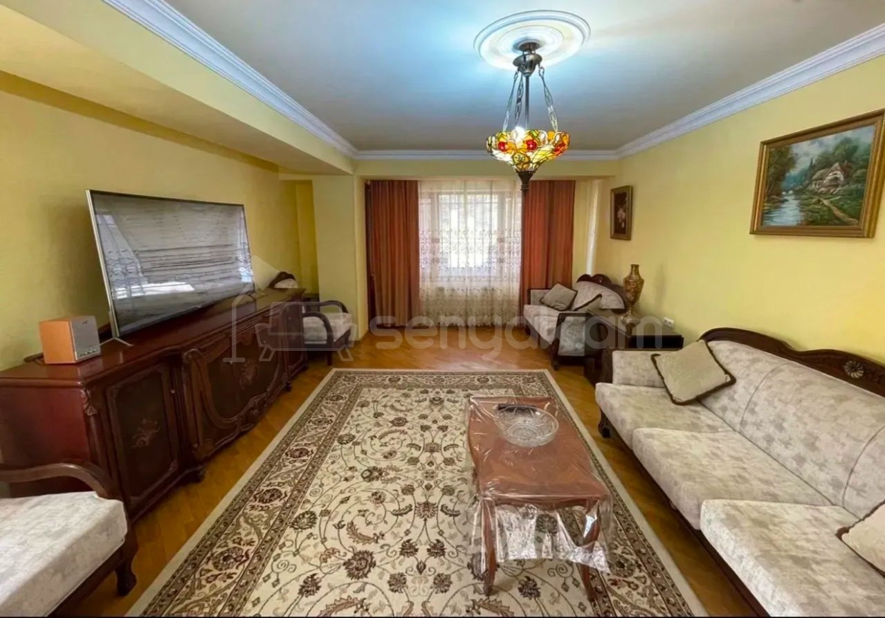 3 Սենյականոց Բնակարան, 80քմ, 2/14 հարկ, Նորմալ Վիճակում, Կահավորված