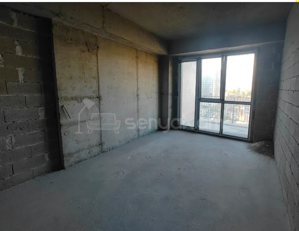 4 Սենյականոց Բնակարան, 105քմ, 2/18 հարկ, Զրոյական Վիճակում