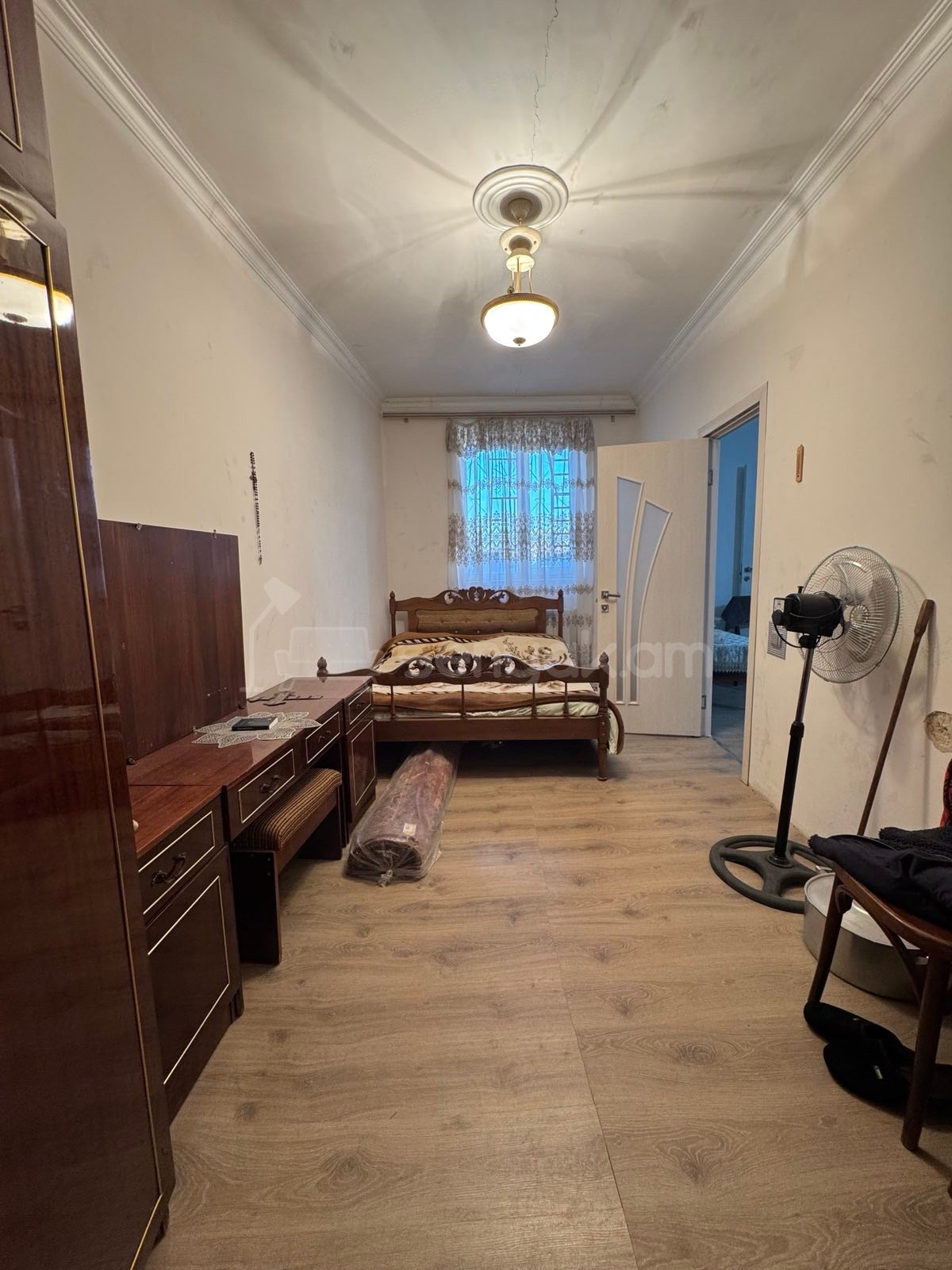 2 Սենյականոց Սեփական Տուն, 64քմ, Կապիտալ Վերանորոգված, Կահավորված, Ավտոտնակով