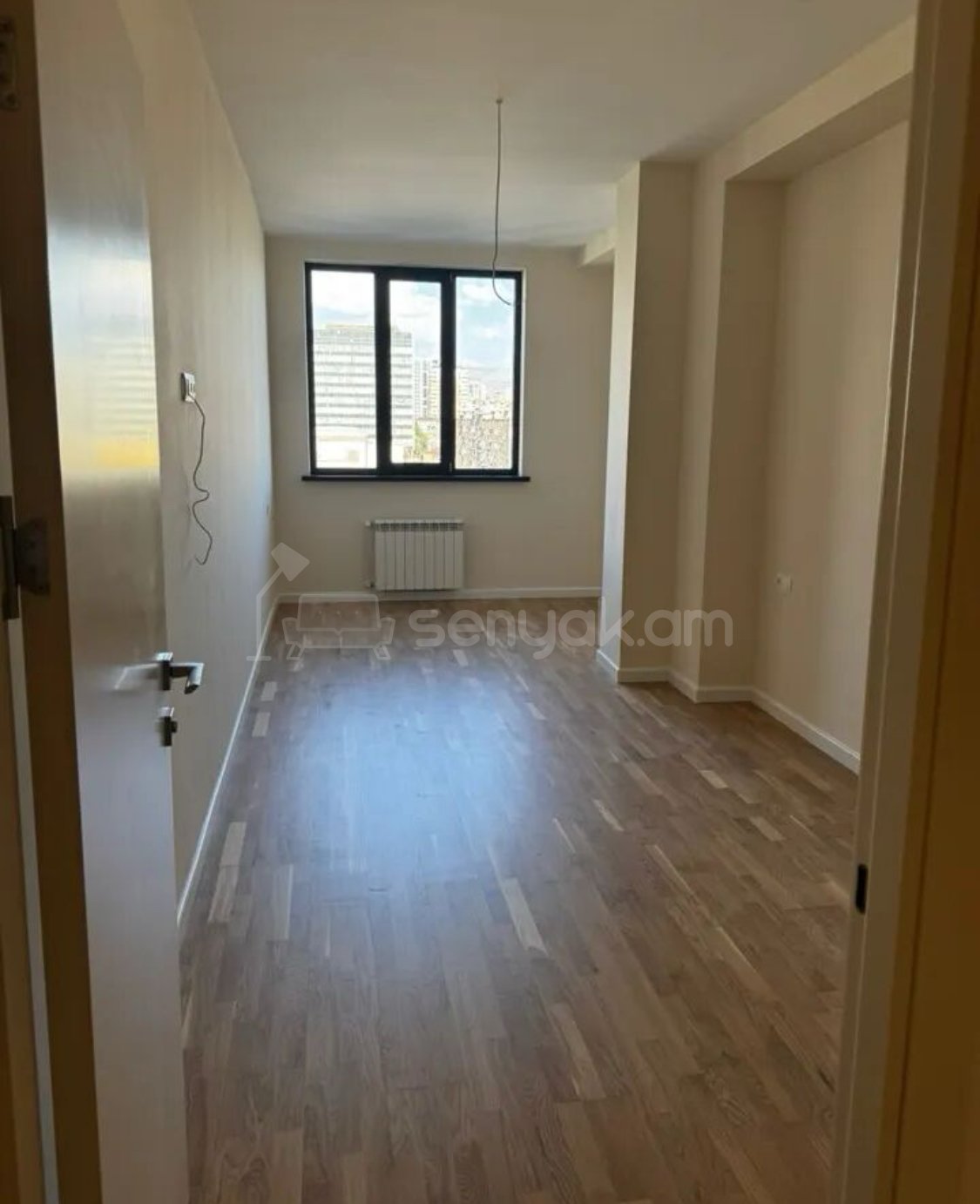 4 Սենյականոց Բնակարան Նորակառույցում, 112քմ, 9/16 հարկ, Կապիտալ Վերանորոգված