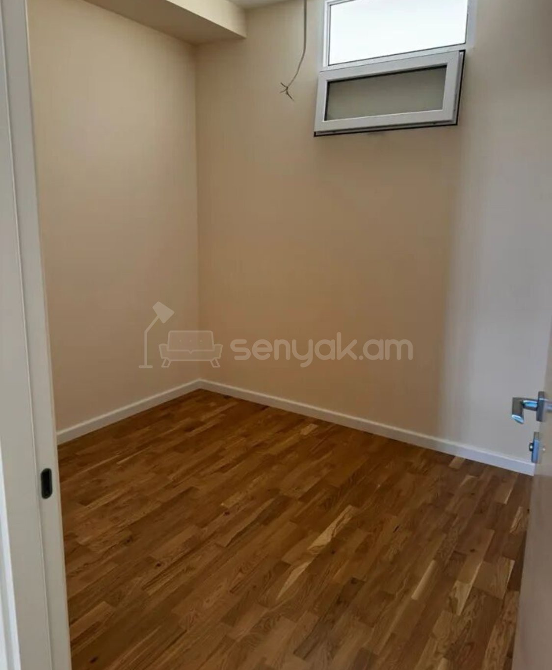 4 Սենյականոց Բնակարան Նորակառույցում, 112քմ, 9/16 հարկ, Կապիտալ Վերանորոգված